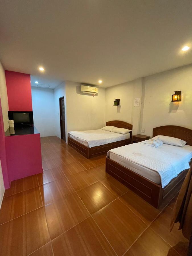 Bank Guesthouse Haad Rin Exterior photo